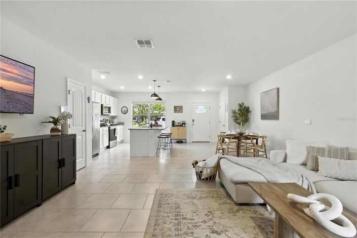 Image No.11-Maison de ville de 3 chambres à vendre à Saint John