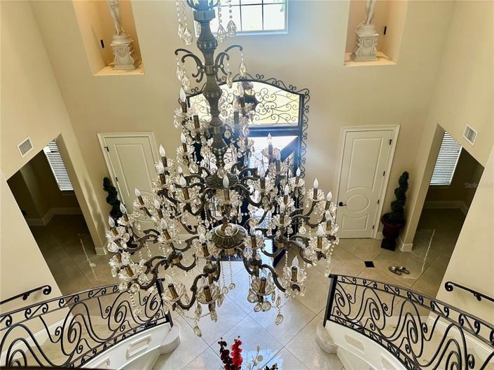 Image No.15-6 Bed House for sale