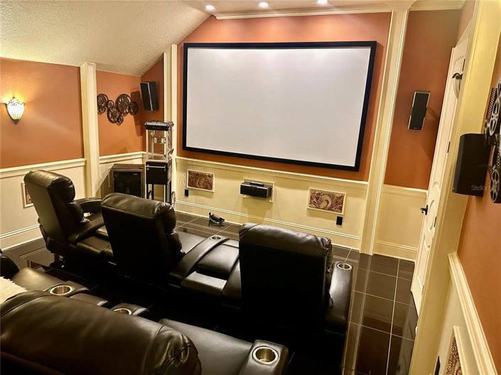 Image No.48-6 Bed House for sale