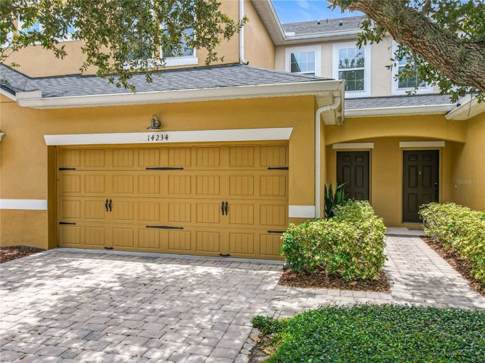 Image No.1-4 Bed Townhouse for sale