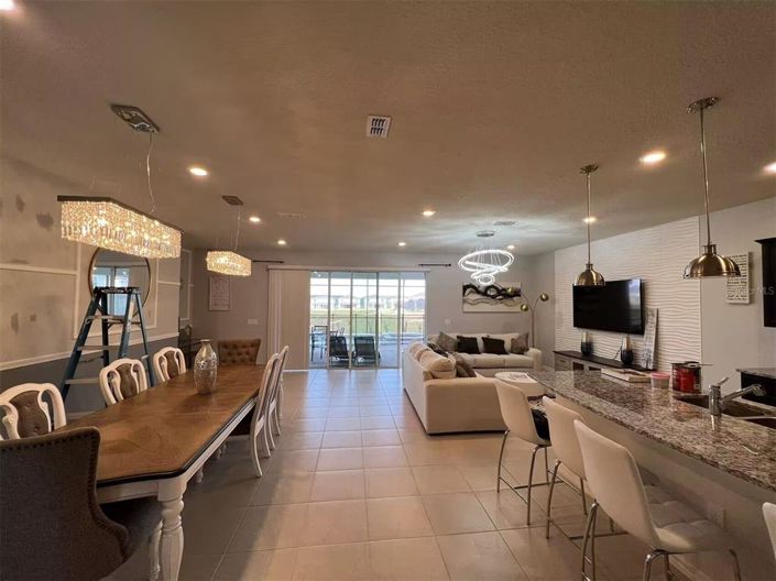 Image No.6-10 Bed House for sale