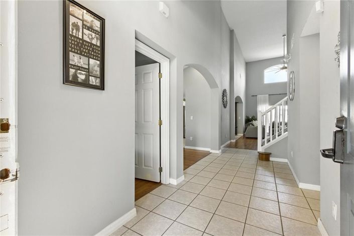 Image No.17-5 Bed House for sale