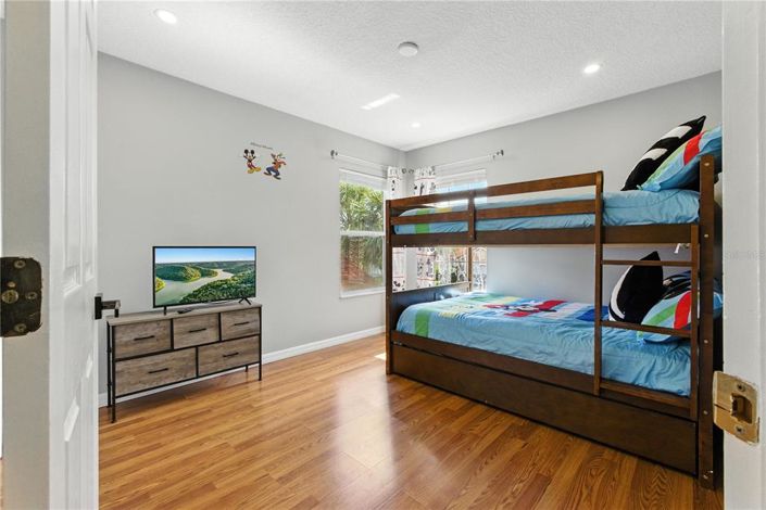 Image No.29-5 Bed House for sale