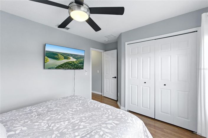 Image No.37-5 Bed House for sale