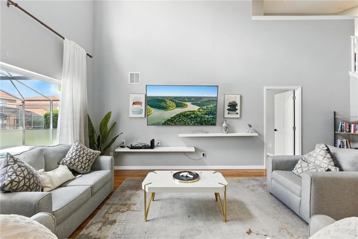 Image No.4-5 Bed House for sale