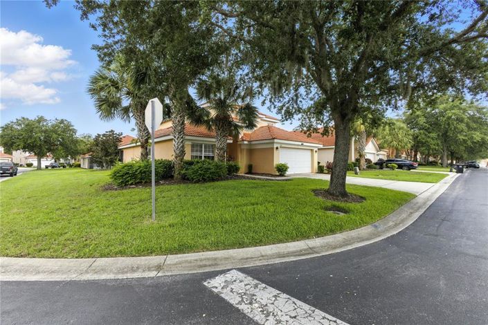 Image No.43-5 Bed House for sale