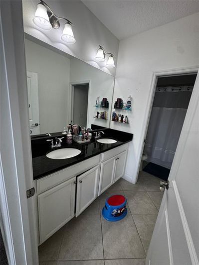 Image No.19-4 Bed Townhouse for sale