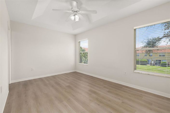 Image No.23-3 Bed Townhouse for sale