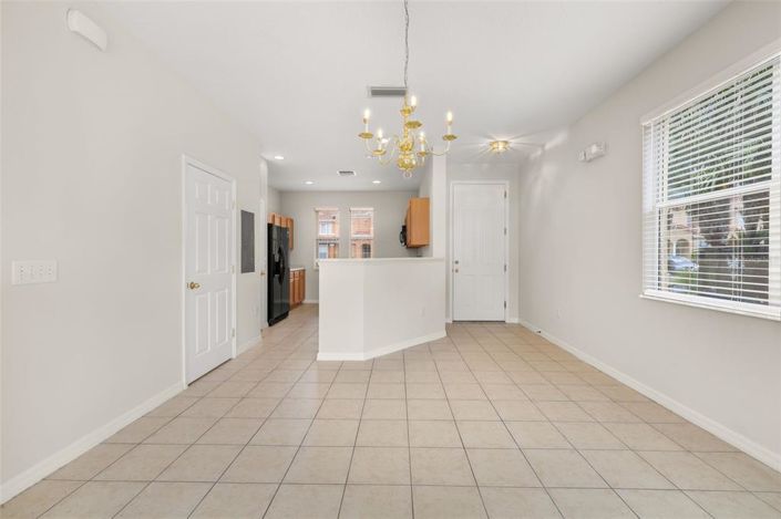 Image No.9-Maison de ville de 3 chambres à vendre à Saint John