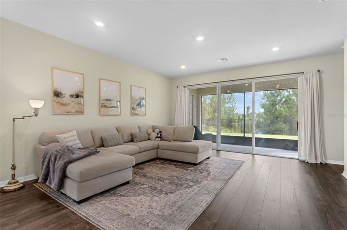 Image No.11-4 Bed House for sale