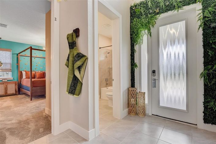 Image No.18-6 Bed House for sale