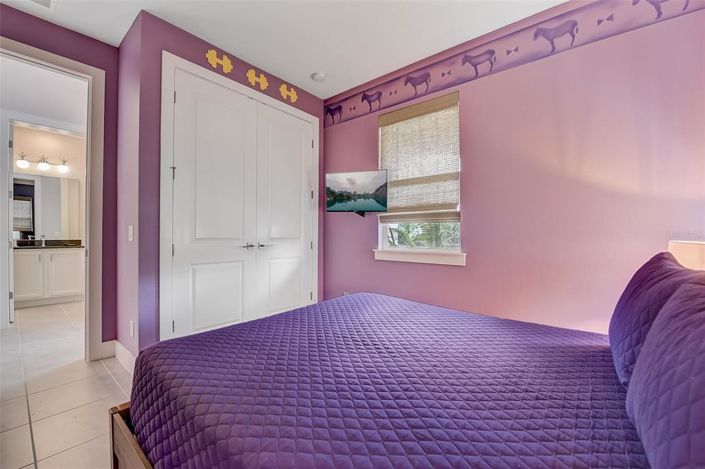 Image No.38-6 Bed House for sale