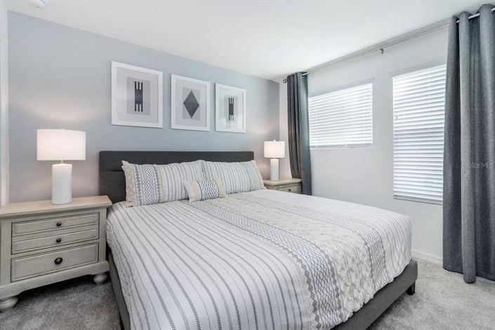 Image No.10-6 Bed House for sale