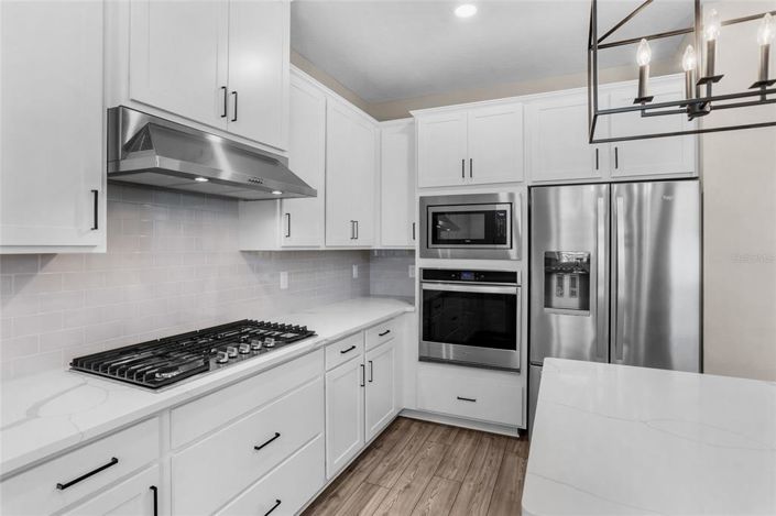 Image No.12-3 Bed Property for sale