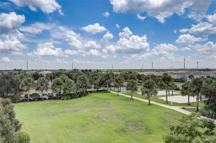 Image No.55-5 Bed House for sale