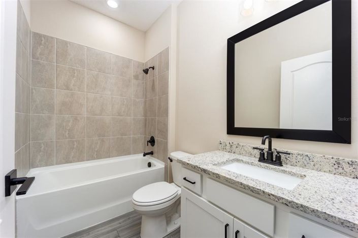 Image No.7-Propriété de 5 chambres à vendre à Kissimmee