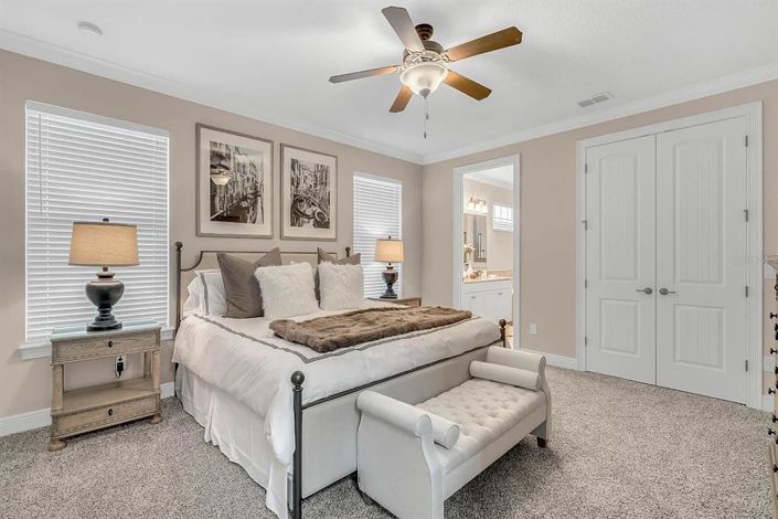 Image No.26-5 Bed House for sale