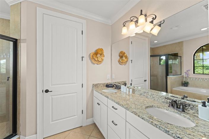 Image No.29-5 Bed House for sale