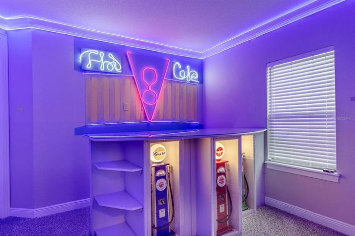 Image No.4-5 Bed House for sale