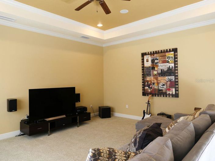 Image No.23-5 Bed House for sale