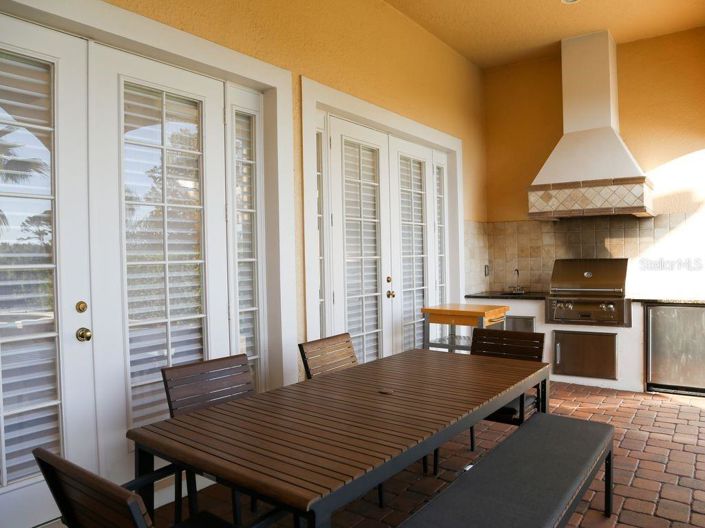 Image No.7-5 Bed House for sale