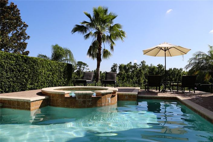 Image No.9-5 Bed House for sale