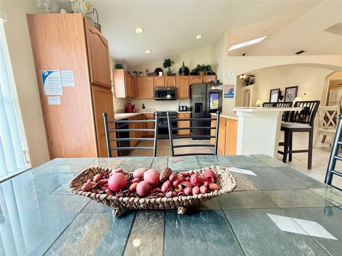 Image No.11-5 Bed House for sale