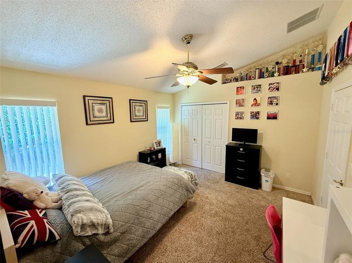 Image No.27-5 Bed House for sale