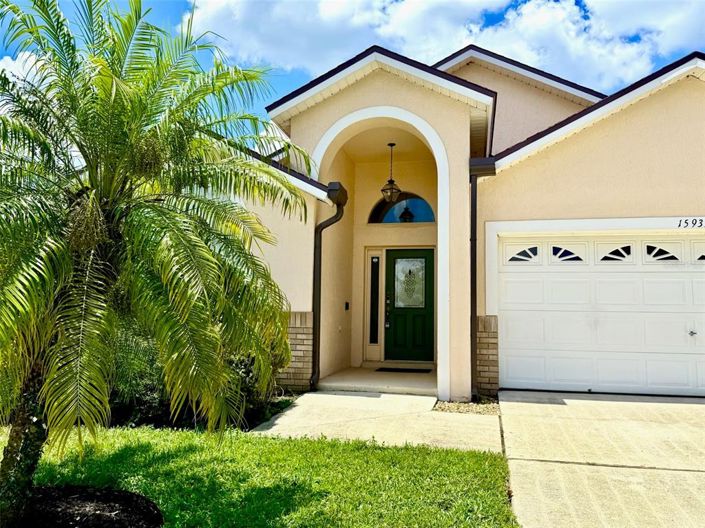 Image No.7-5 Bed House for sale