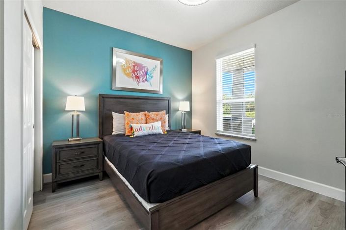 Image No.25-3 Bed Townhouse for sale