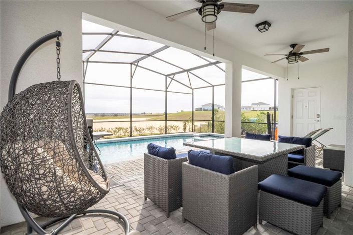 Image No.15-7 Bed Property for sale