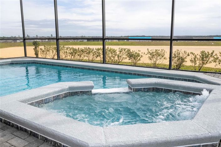 Image No.18-7 Bed House for sale