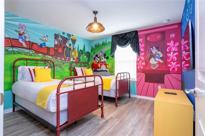 Image No.57-7 Bed Property for sale