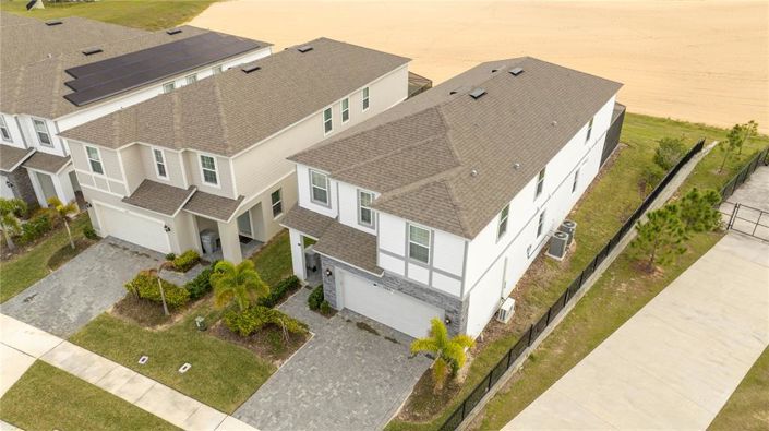 Image No.8-7 Bed House for sale