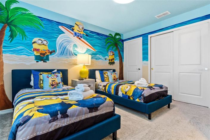 Image No.23-8 Bed Property for sale