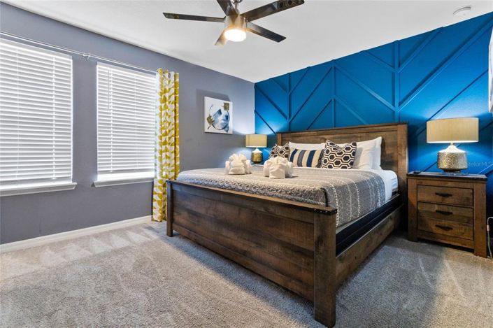 Image No.29-8 Bed Property for sale