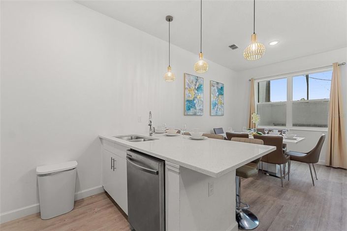 Image No.13-3 Bed Townhouse for sale