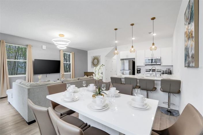 Image No.19-3 Bed Townhouse for sale