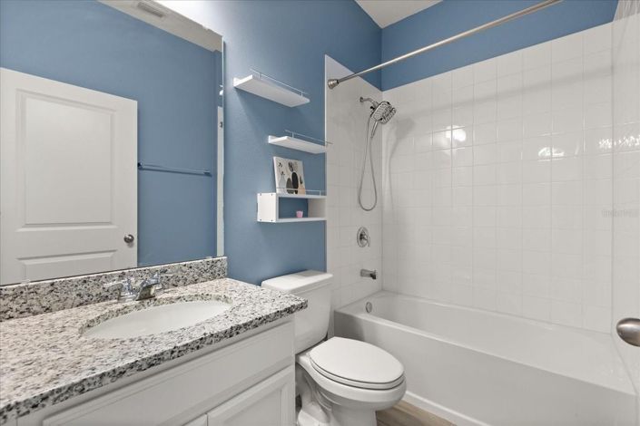 Image No.13-4 Bed House for sale