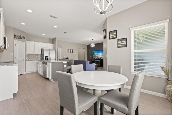 Image No.6-4 Bed House for sale