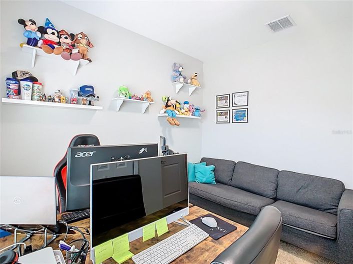 Image No.17-4 Bed House for sale