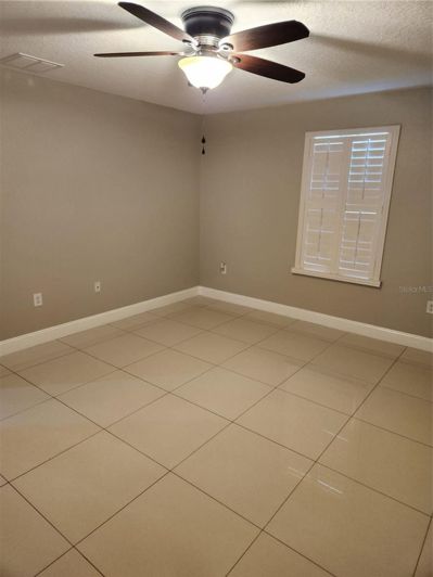 Image No.12-3 Bed House for sale