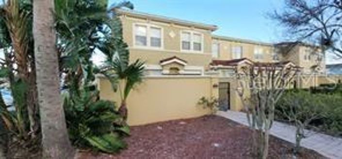 Image No.2-4 Bed Townhouse for sale