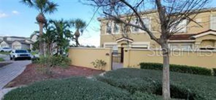 Image No.3-4 Bed Townhouse for sale