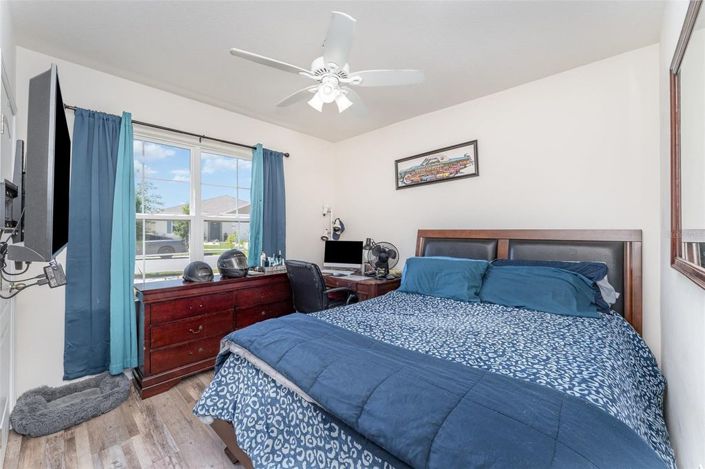 Image No.15-4 Bed House for sale