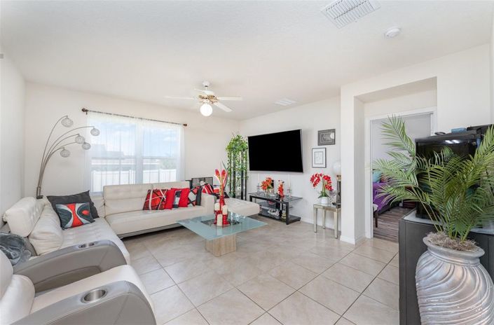 Image No.4-4 Bed House for sale