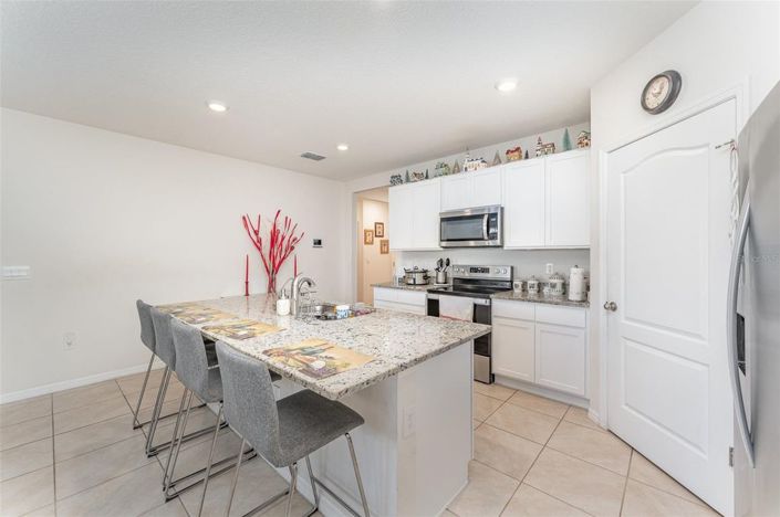 Image No.9-4 Bed House for sale