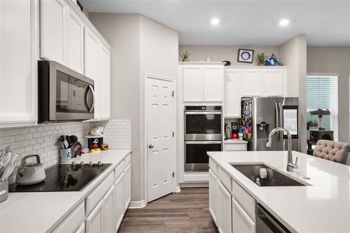 Image No.15-4 Bed House for sale