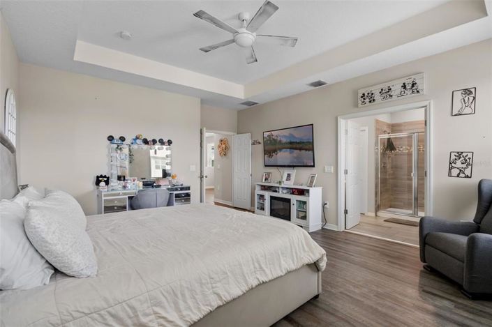 Image No.26-4 Bed House for sale