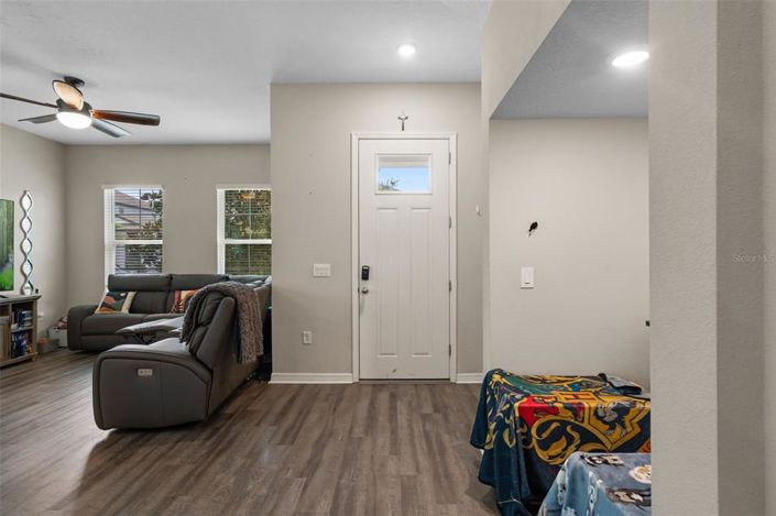 Image No.6-4 Bed House for sale